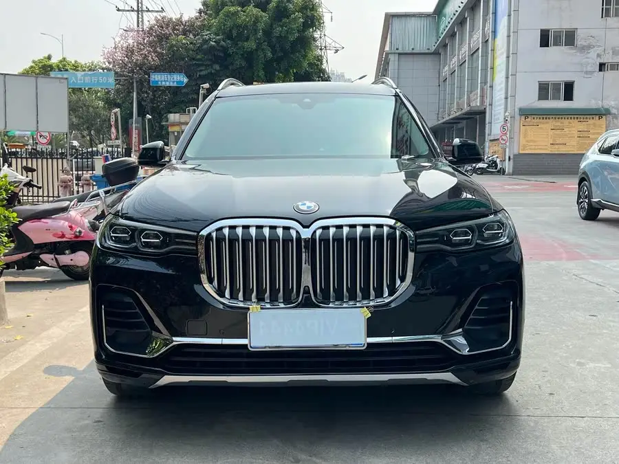 BMW X7 2020 xDrive40i Luxury Package