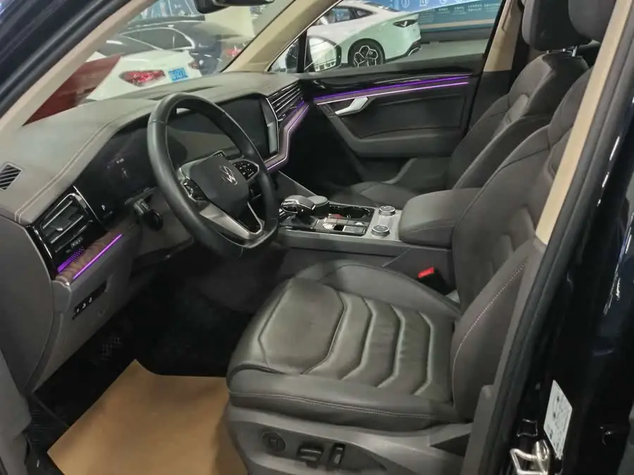 Touareg 2021 2.0 TSI Elegance