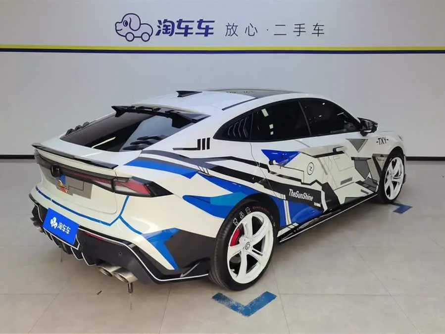 Changan UNI-V 2023 2.0T Ling Su Edition