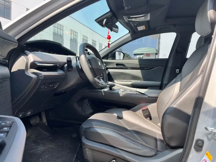 Changan UNI-V 2022 1.5T Excellence