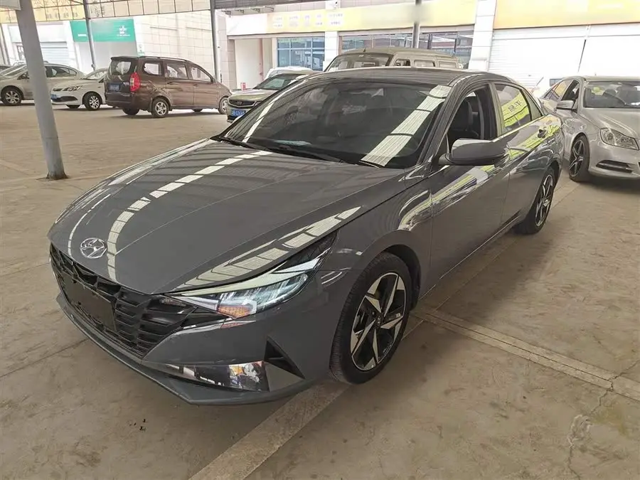 إيلانتر 2021 1.5L CVT LUX النسخة المميزة