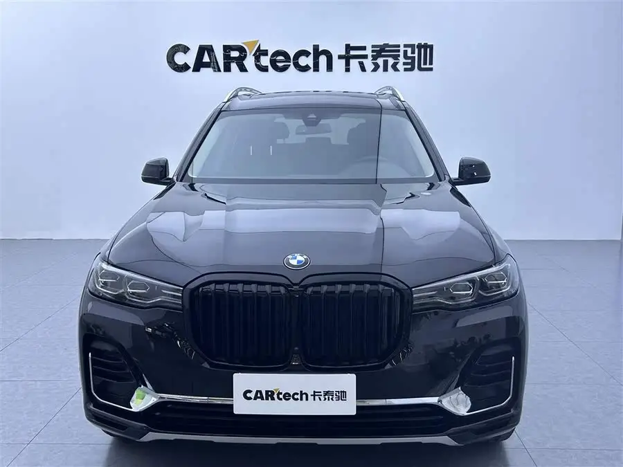 بي إم دبليو X7 2022 xDrive40i حزمة الفخامة