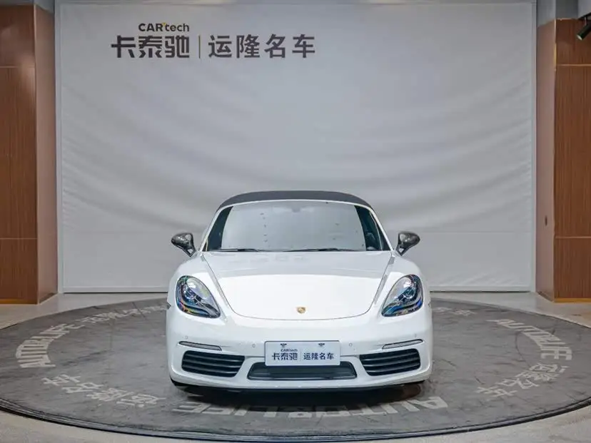 Porsche 718 2019 Boxster T 2.0T