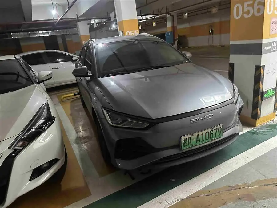 BYD e2 2023 إصدار السفر