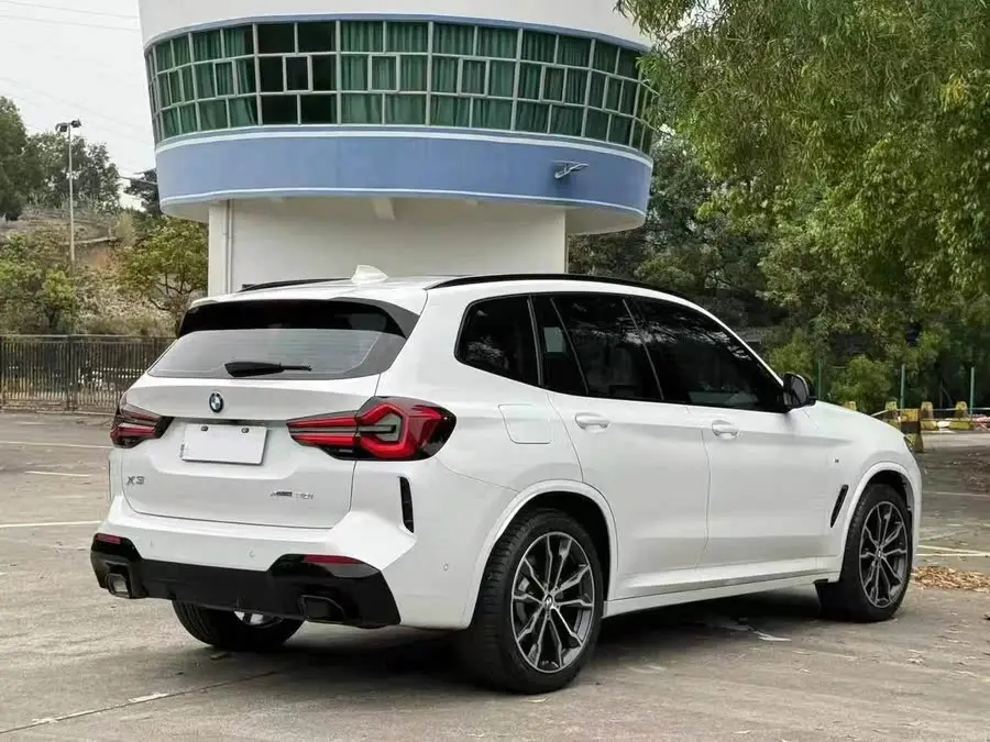 BMW X3 2022 xDrive30i Leading Model M Shadow Package