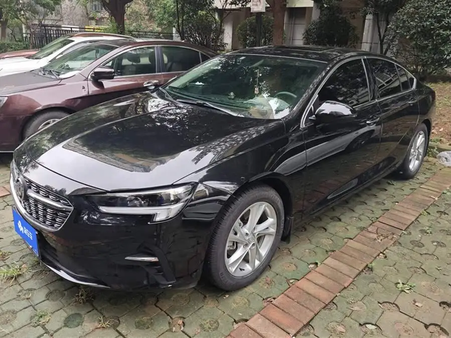 ريغال 2022 552T النسخة الذكية