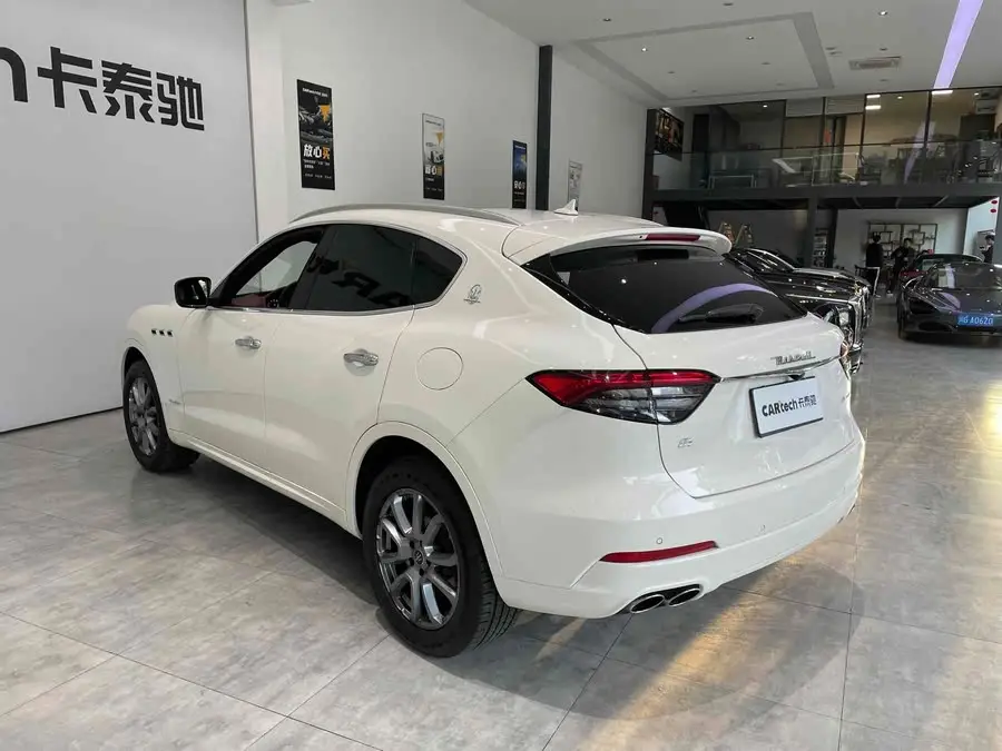 Levante 2021 3.0T Luxury Edition