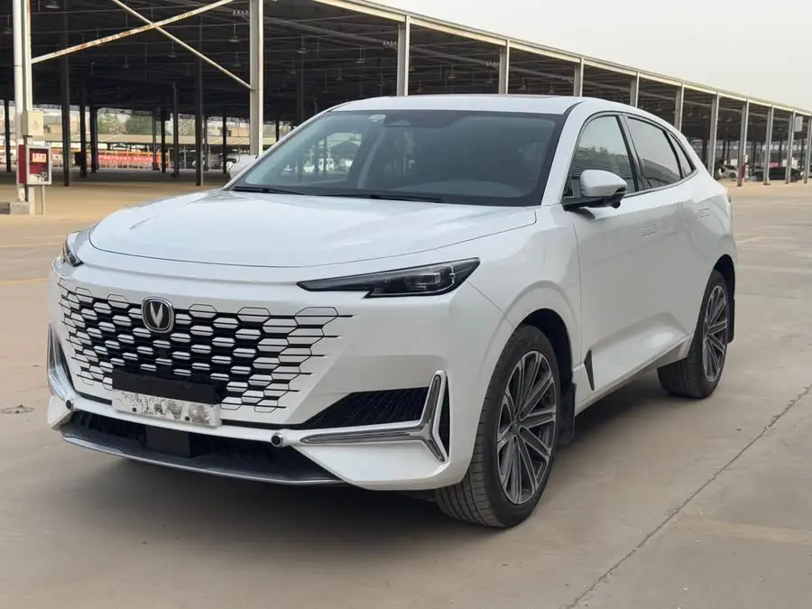 شانغهاي UNI-K 2021 2.0T دفع رباعي متميز