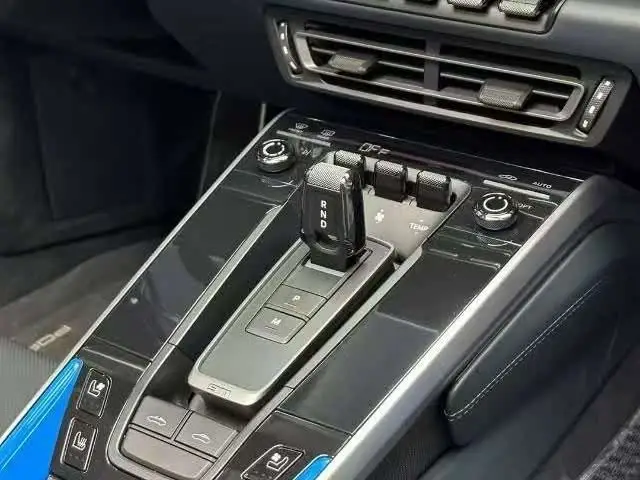 بورش 911 طراز 2023 تارغا 4S 3.0T