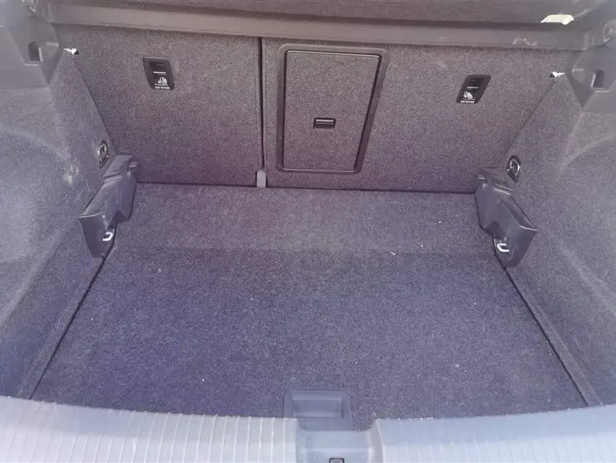 T-ROC 2020 طراز 280 TSI DSG دفع ثنائي نسخة الراحة