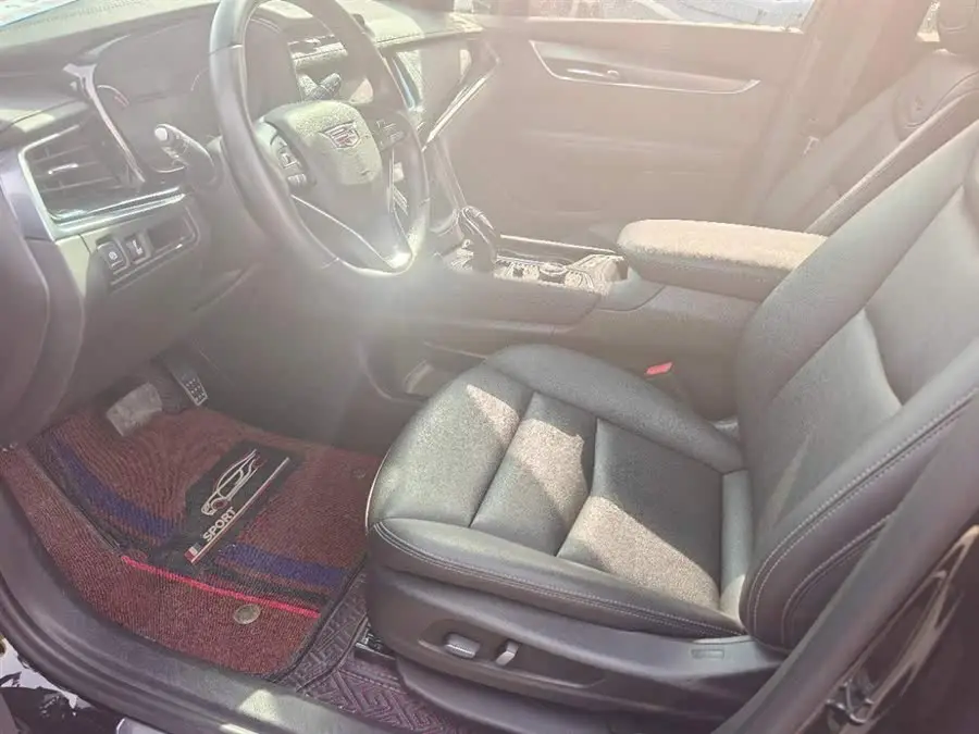 Cadillac XT6 2022 2.0T Six-Seater AWD Premium