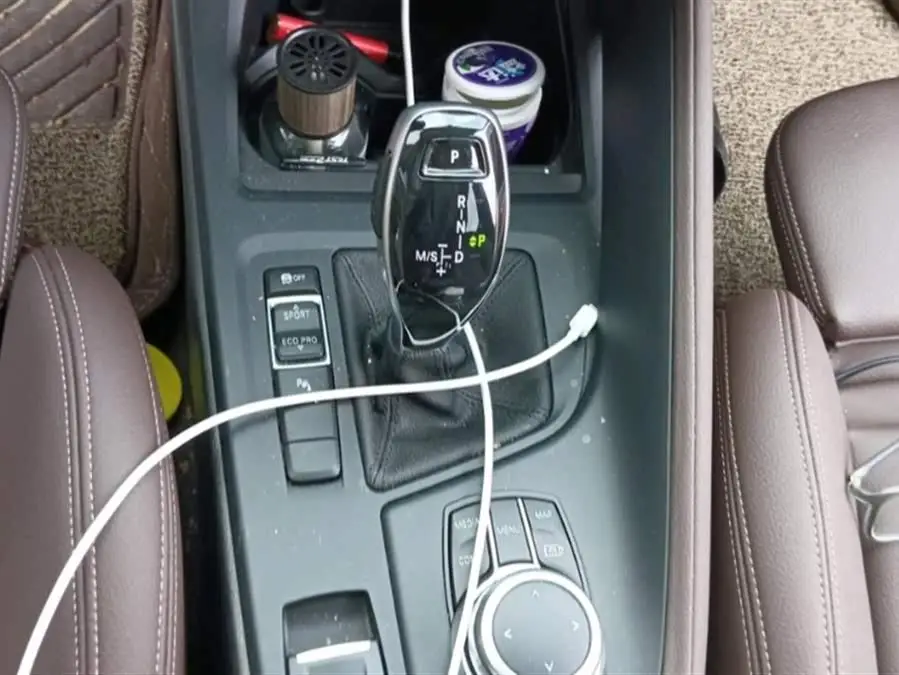 بي إم دبليو X1 2022 sDrive25Li النسخة الرائدة