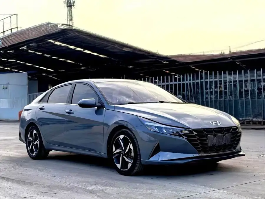 إيلانتر 2022 1.5L CVT LUX النسخة الفاخرة