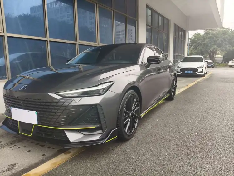 Changan UNI-V 2022 1.5T Sport Version