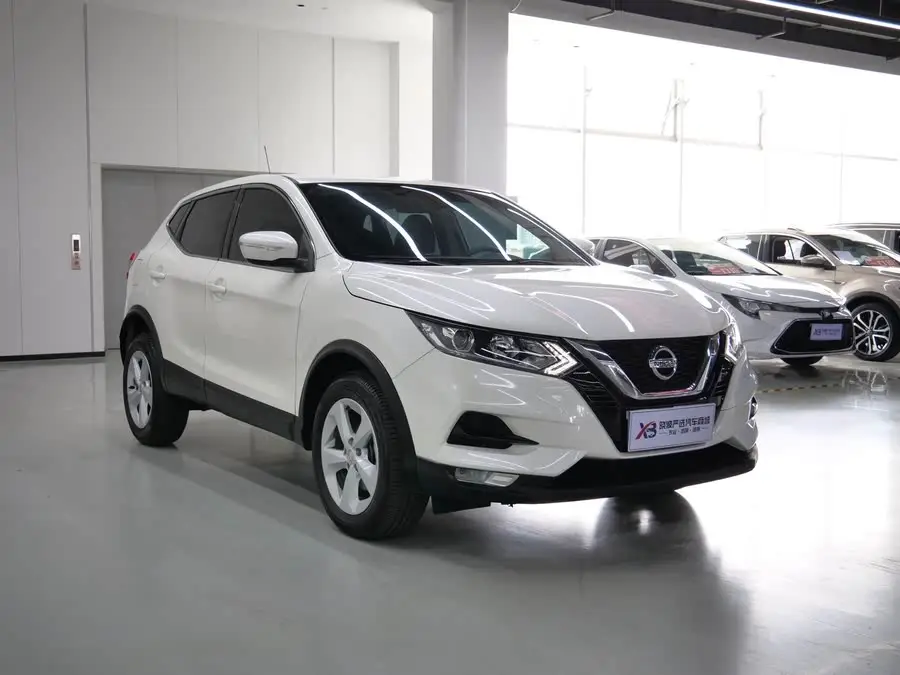 نيسان قاشقاي 2021 2.0 لتر CVT الإصدار الذكي