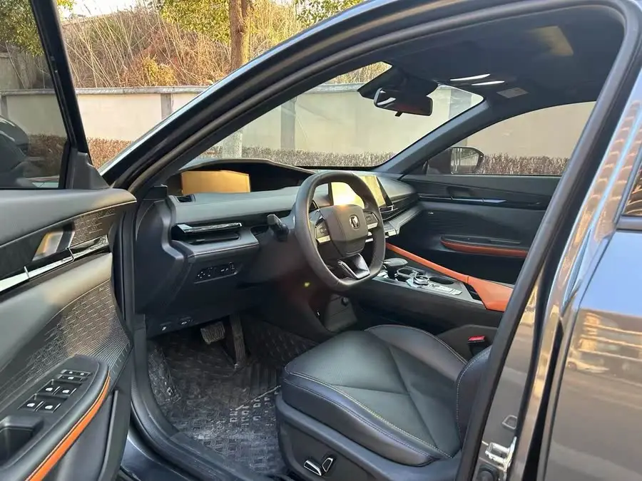 Changan UNI-V 2022 1.5T Premium