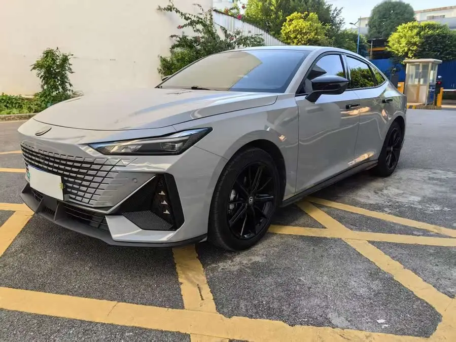 Changan UNI-V 2022 1.5T Premium