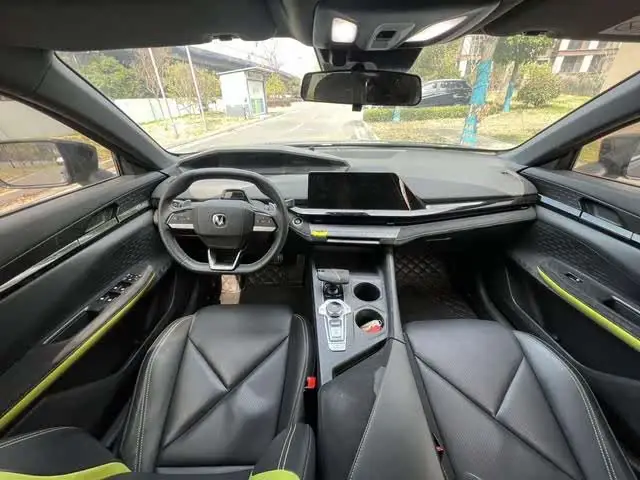 Changan UNI-V 2022 1.5T Sport