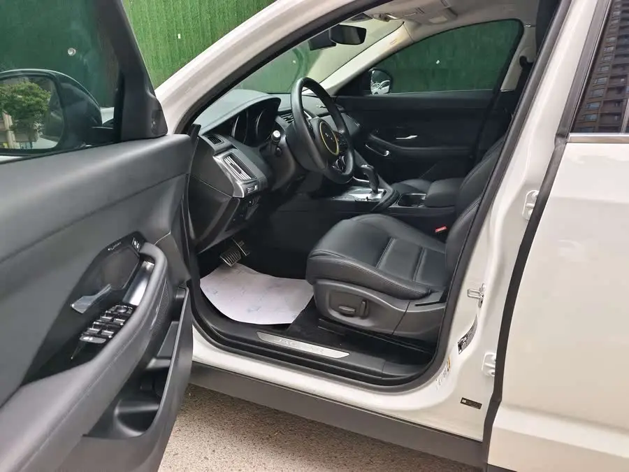 Jaguar E-PACE 2018 P200 S National V