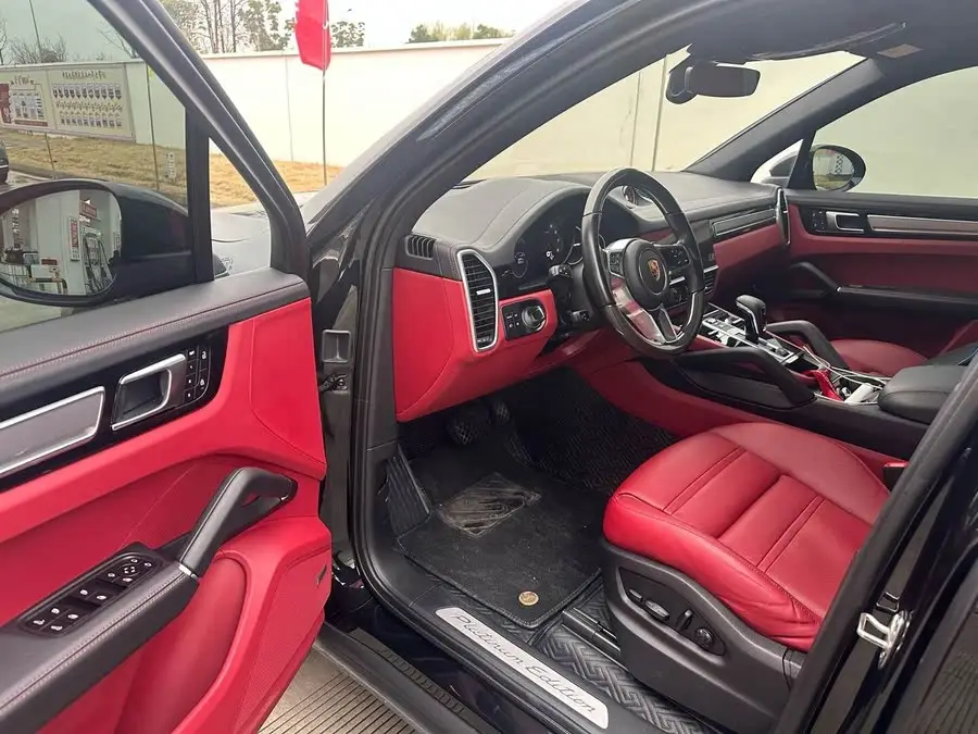 2022 Cayenne Cayenne 3.0T Platinum Edition