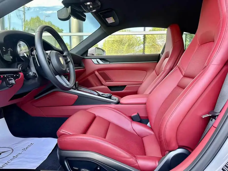 Porsche 911 2020 Carrera 3.0T