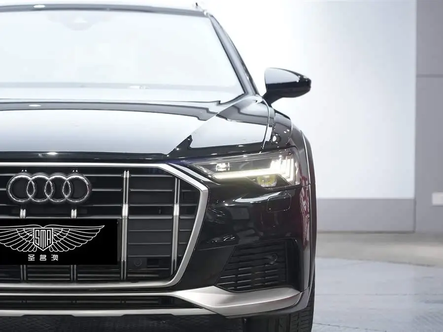 أودي A6 (مستورد) 2020 موديل Allroad Quattro Explorer 55 TFSI الطراز المتميز للطرق الوعرة