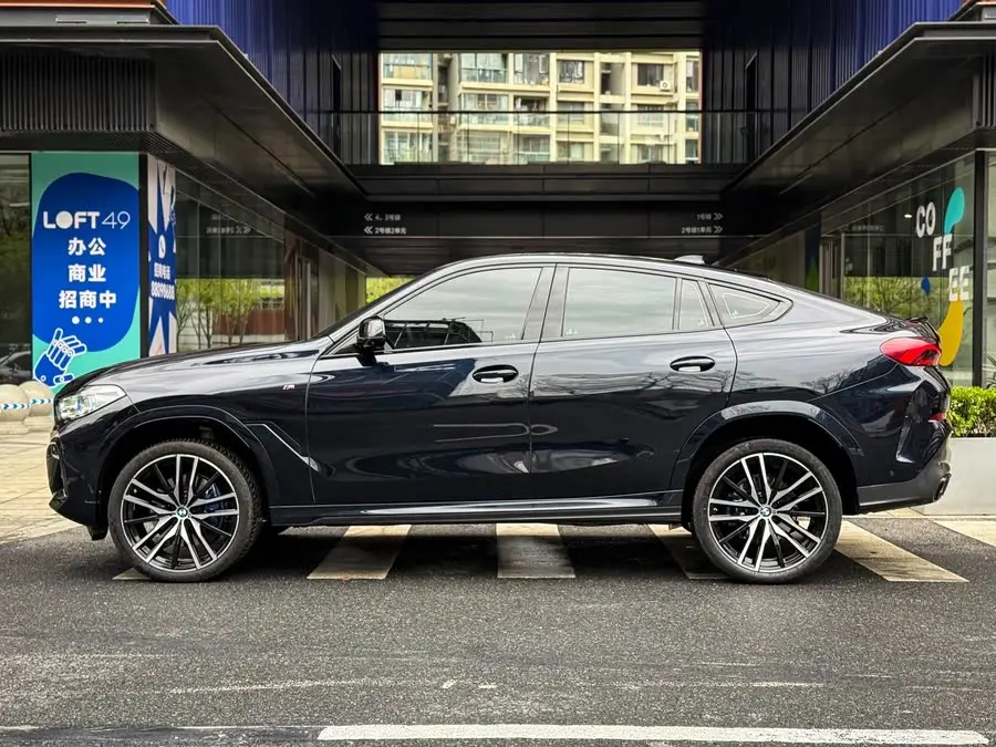 بي إم دبليو X6 2023 xDrive40i الفئة الحصرية حزمة رياضية M