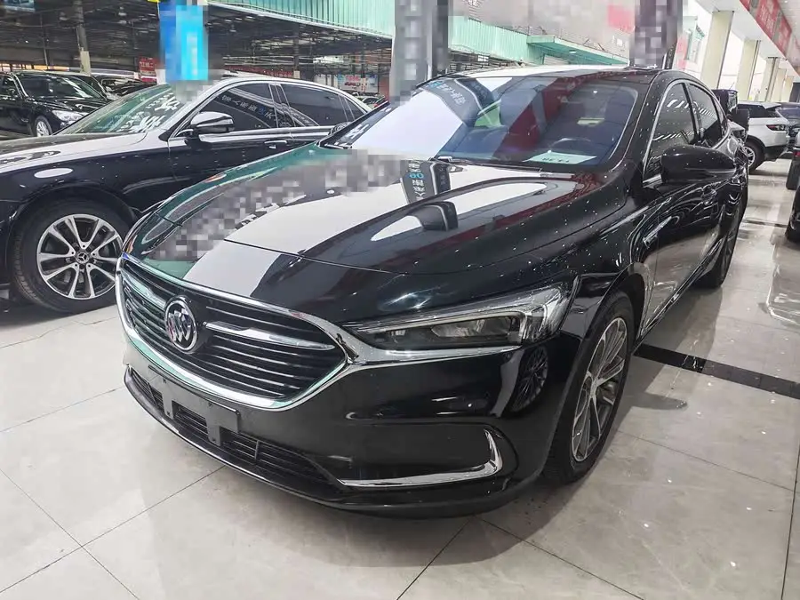 بيوك  GL8 2021 652T الفاخرة