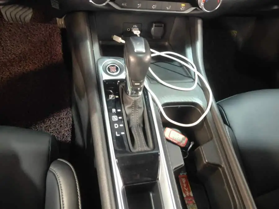 2021 نيسان سيلفي 1.6 لتر XL CVT إصدار استمتاع