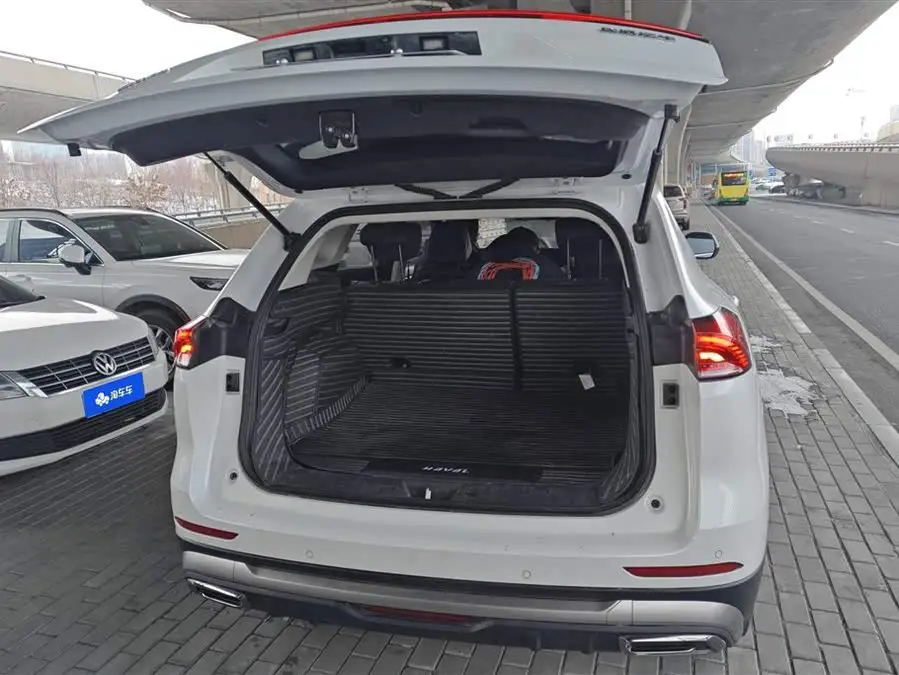 هافال H6 2023 نسخة الاتجاه الوطني 1.5T أوتوماتيكية بطلة