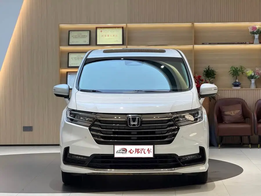 2024 Odyssey 2.0L e:HEV Sharp Premium Edition