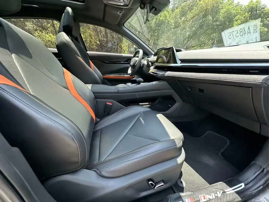 Changan UNI-V 2023 1.5T Sport Version