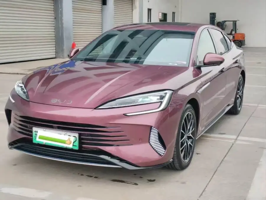 سيلايون 2023 DM-i 1.5T 121 كم الطراز الرائد