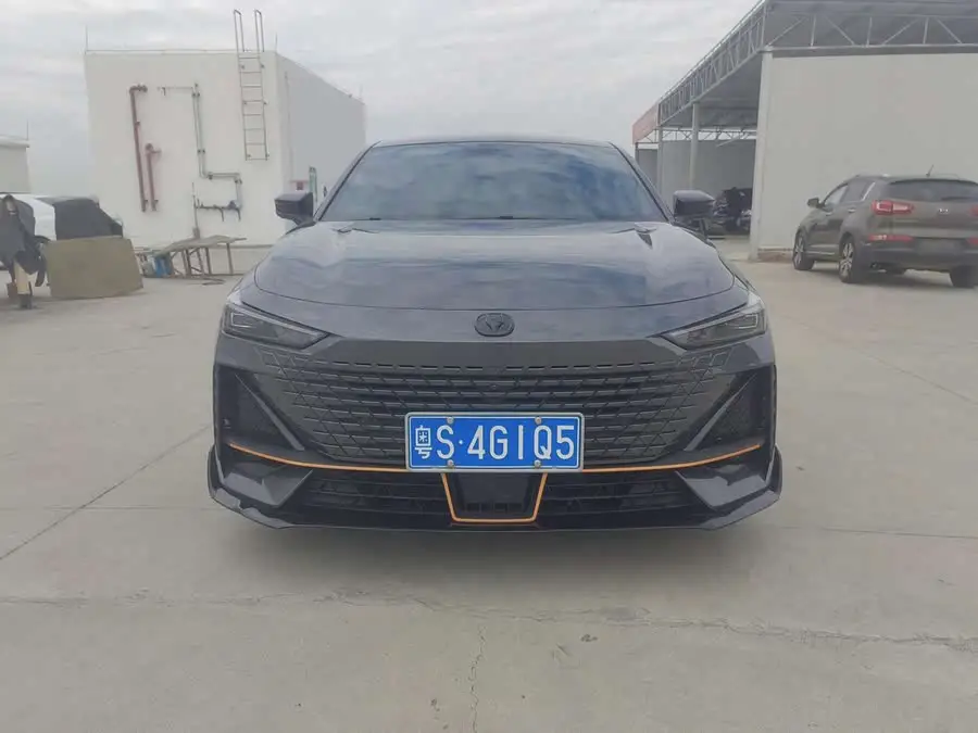 Changan UNI-V 2022 1.5T Sport Version