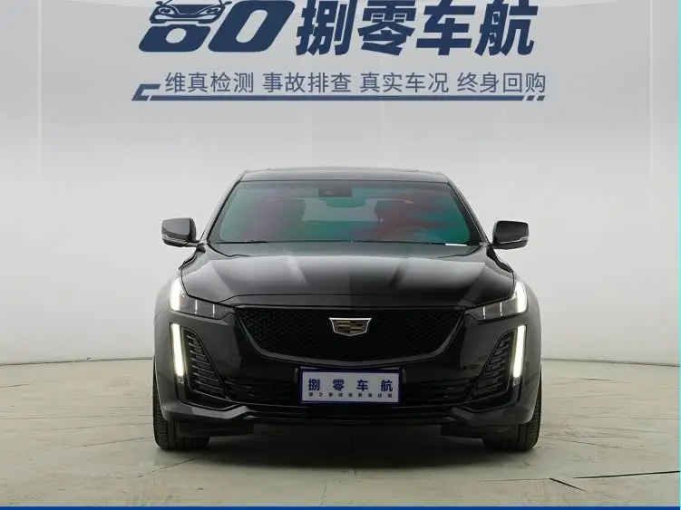 كاديلاك CT5 2023 28T الفاخرة (الإصدار القياسي)