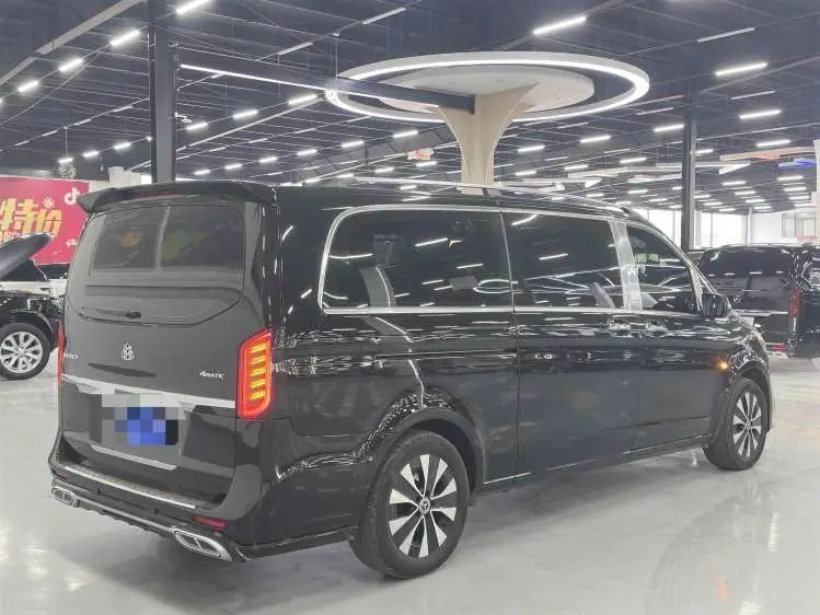 Vito 2023 2.0T Elite Edition 7-Seater