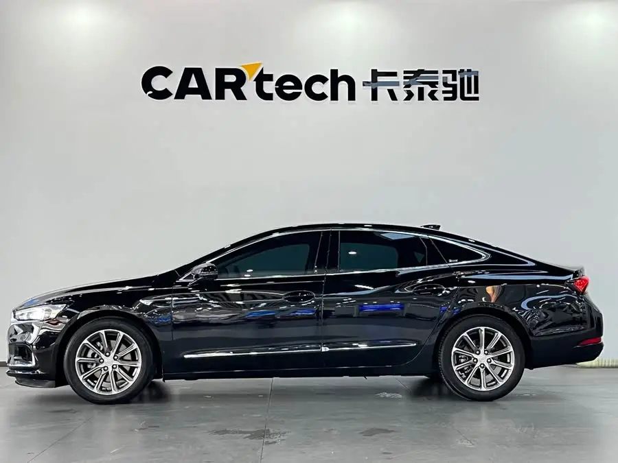 Buick LaCrosse 2021 652T Luxury