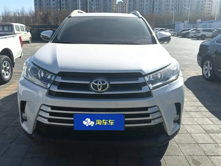 هايلاندر 2021 2.0T النسخة النخبوية ذات الدفع الثنائي 7 مقاعد