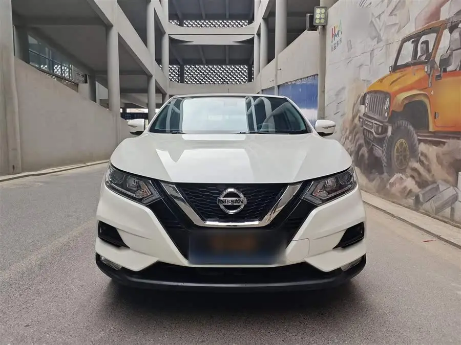 2021 نيسان إكس-تريل 2.0 لتر نسخة ذكية