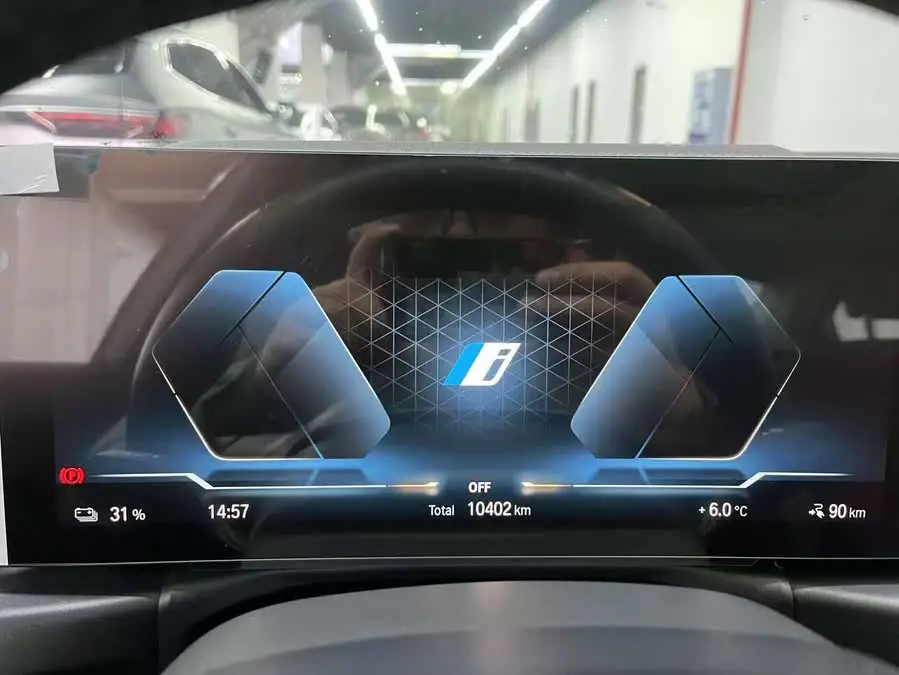 بي إم دبليو i3 2022 eDrive 35 L