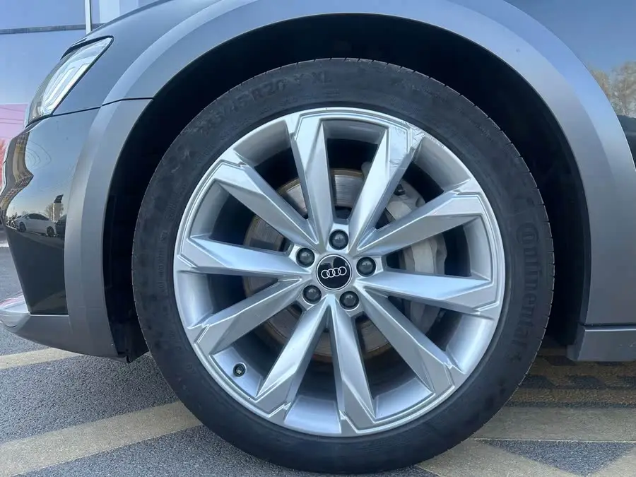 Audi A6 (Imported) 2021 Allroad Quattro Explorer 55 TFSI Luxury Off-Road Model