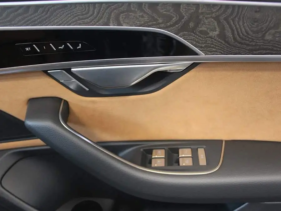 Audi A8 2023 Model A8L 45 TFSI quattro Luxury Type