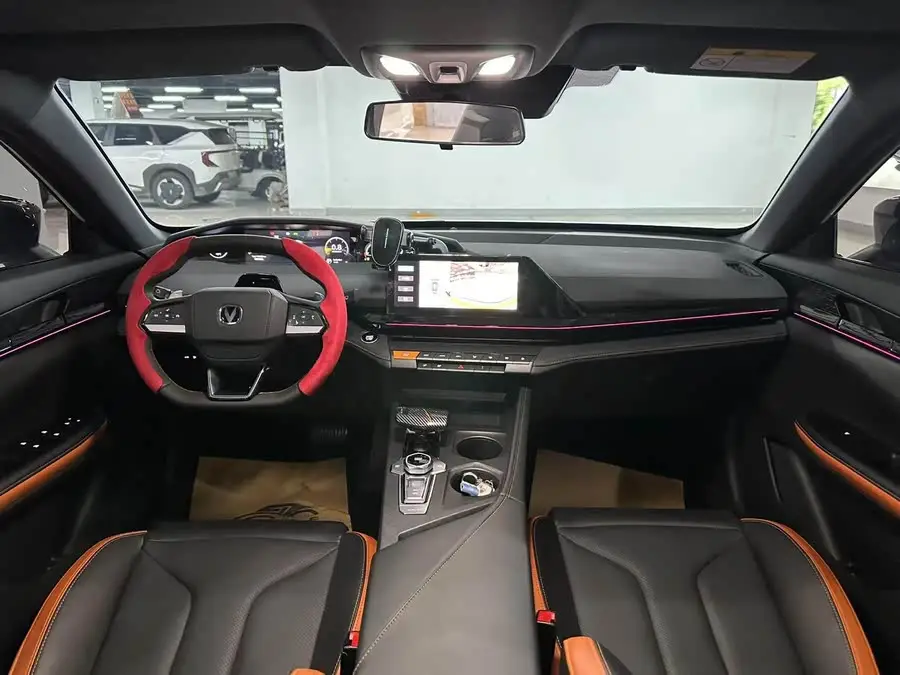 Changan UNI-V 2024 1.5T High Energy Version