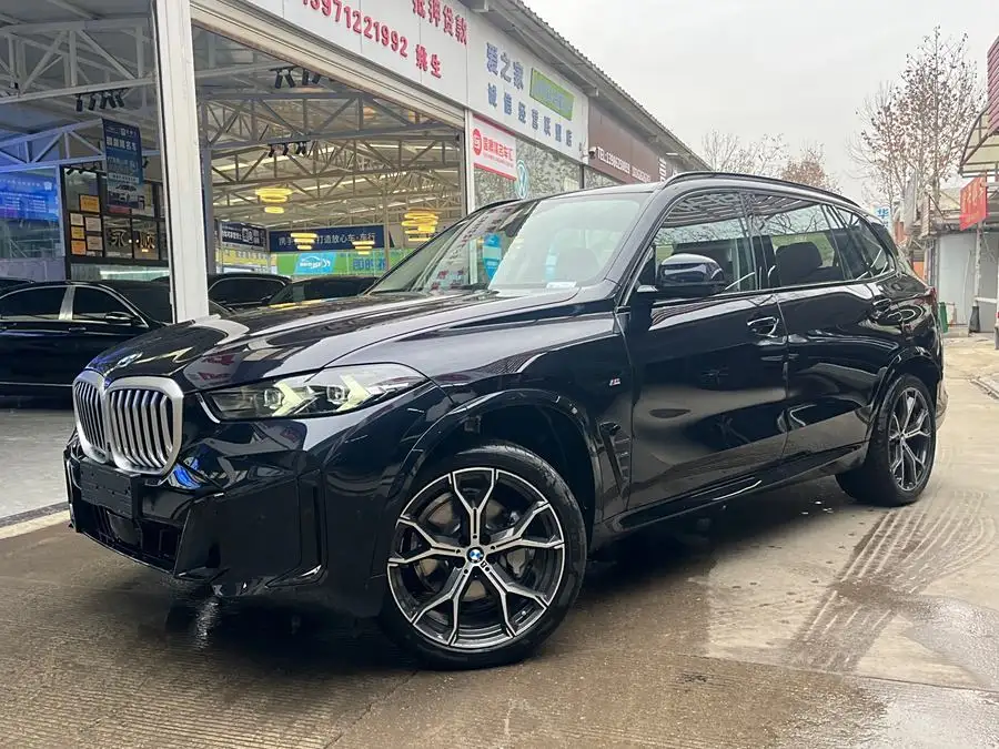 BMW X5 2023 xDrive 30Li M Sport Package