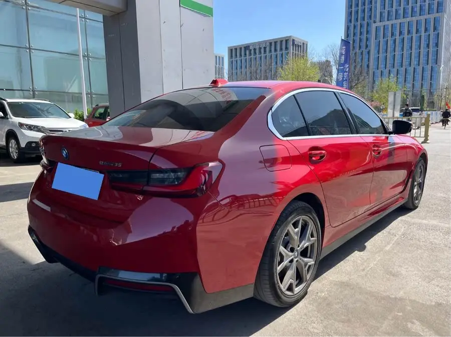 بي إم دبليو i3 2022 eDrive 35 L