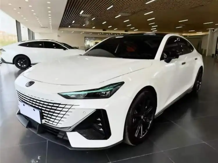 Changan UNI-V 2022 1.5T Deluxe