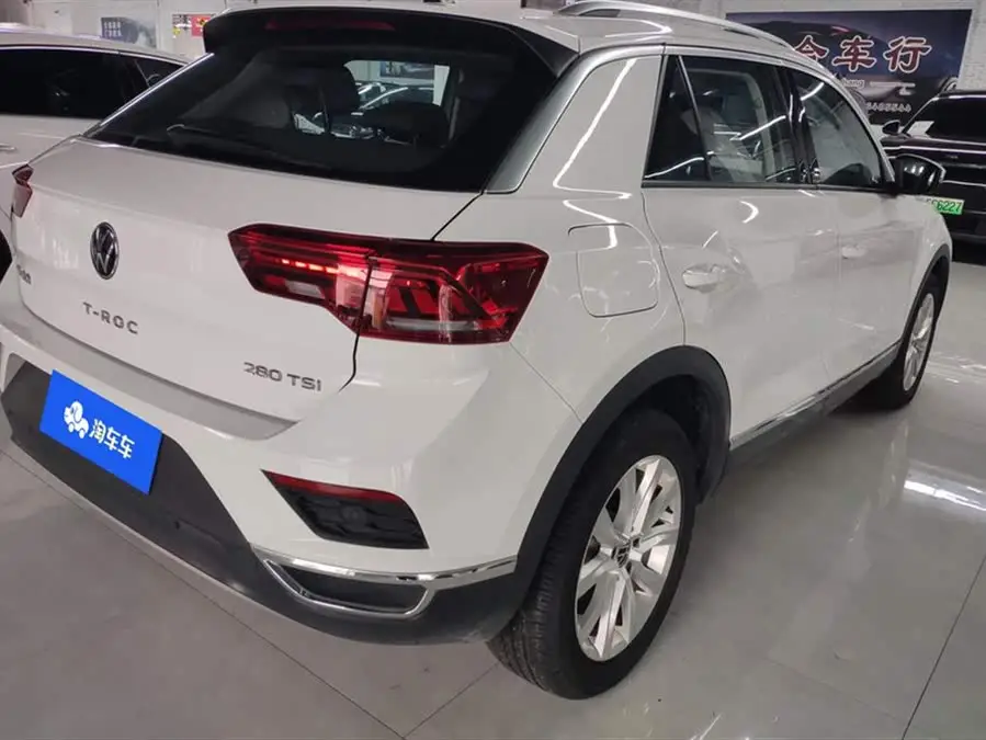 T-ROC 2022 طراز 280TSI DSG دفع ثنائي R-Line Pro PLUS