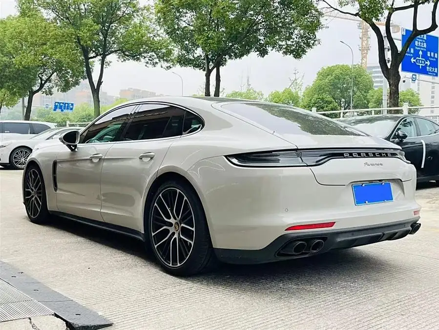 2023 Panamera 2.9T Platinum Edition