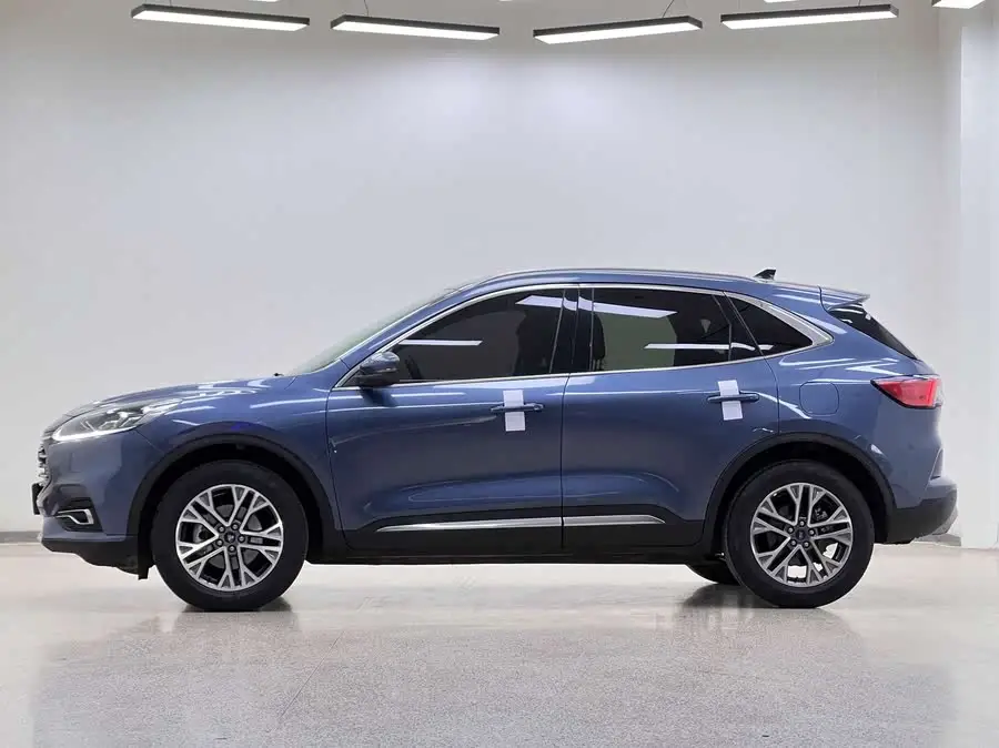 فورد إسكاب 2020 إيكو بوست 245 دفع أمامي إصدار الاستمتاع الذكي