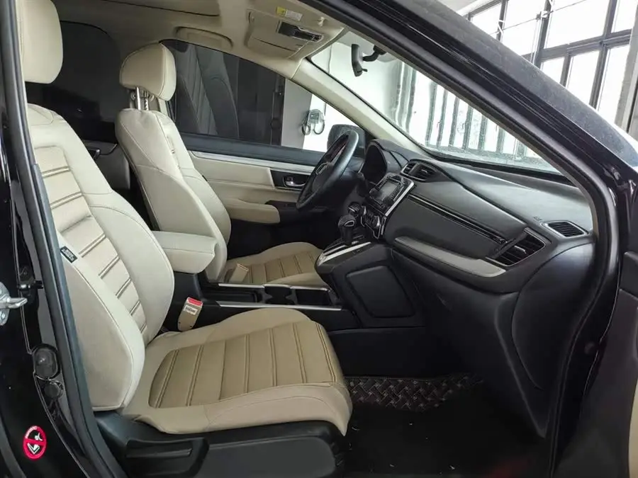 هوندا CR-V 2021 240TURBO CVT نسخة الراحة بالدفع الأمامي